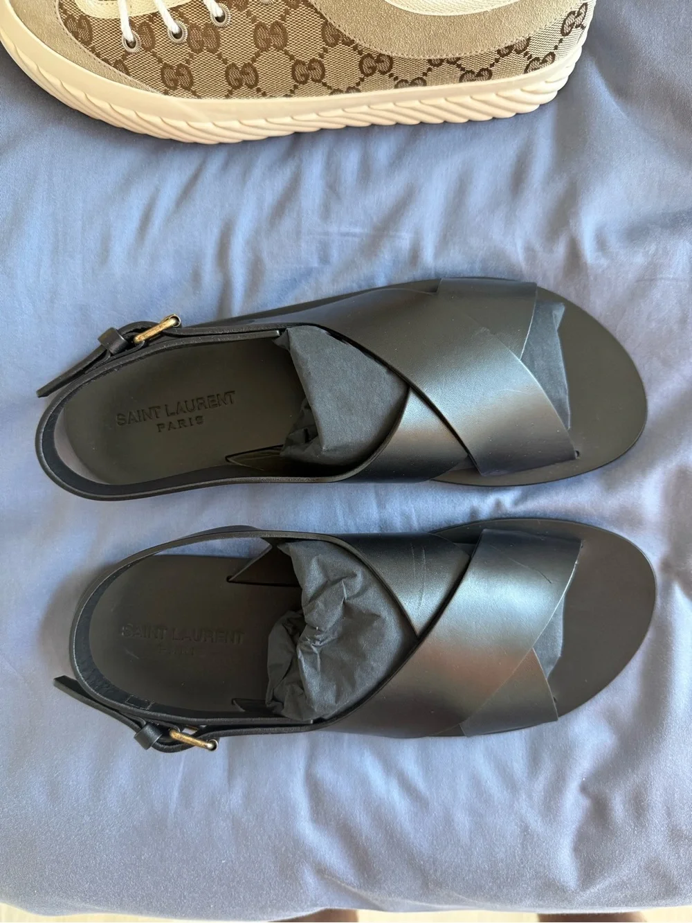 Saint Laurent minimal saint